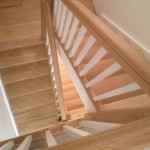 Oak staircase with painted spindles 2